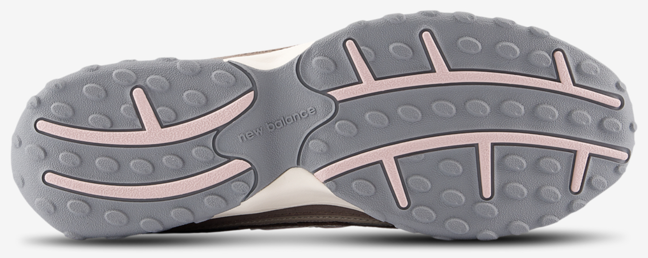 New Balance 204L Image 4 of 4. Tap to open photo gallery.