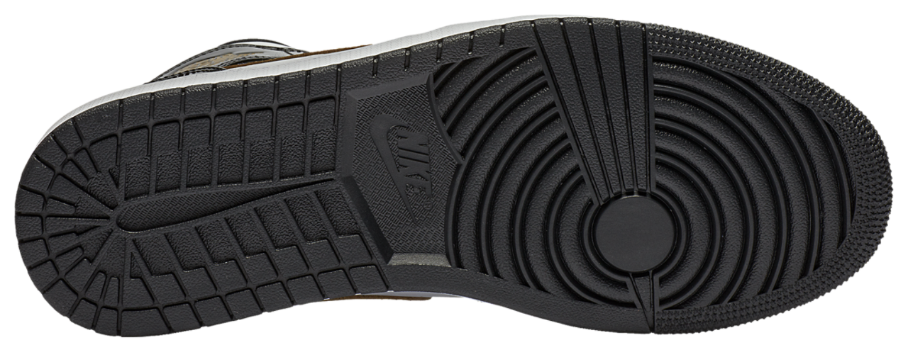 Jordan AJ 1 Mid SE Image 5 of 6. Tap to open photo gallery.