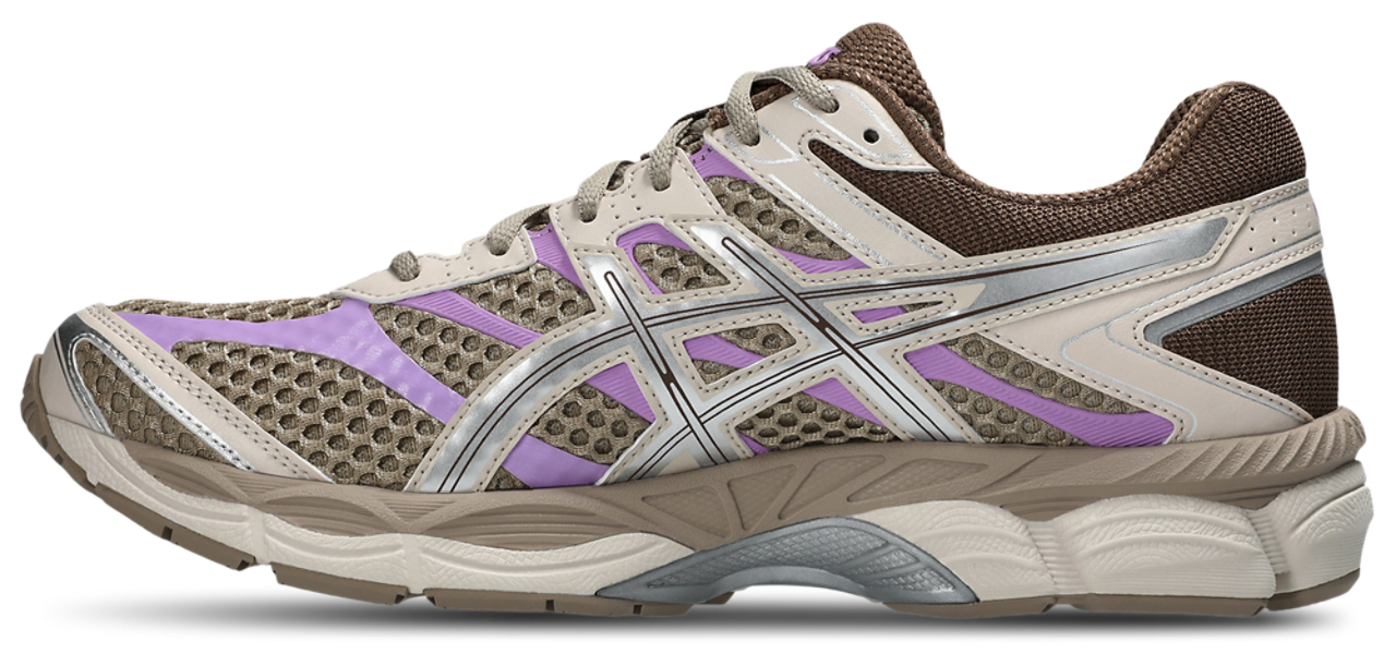 ASICS® GEL-Cumulus 16  Image 2 of 5. Tap to open photo gallery.