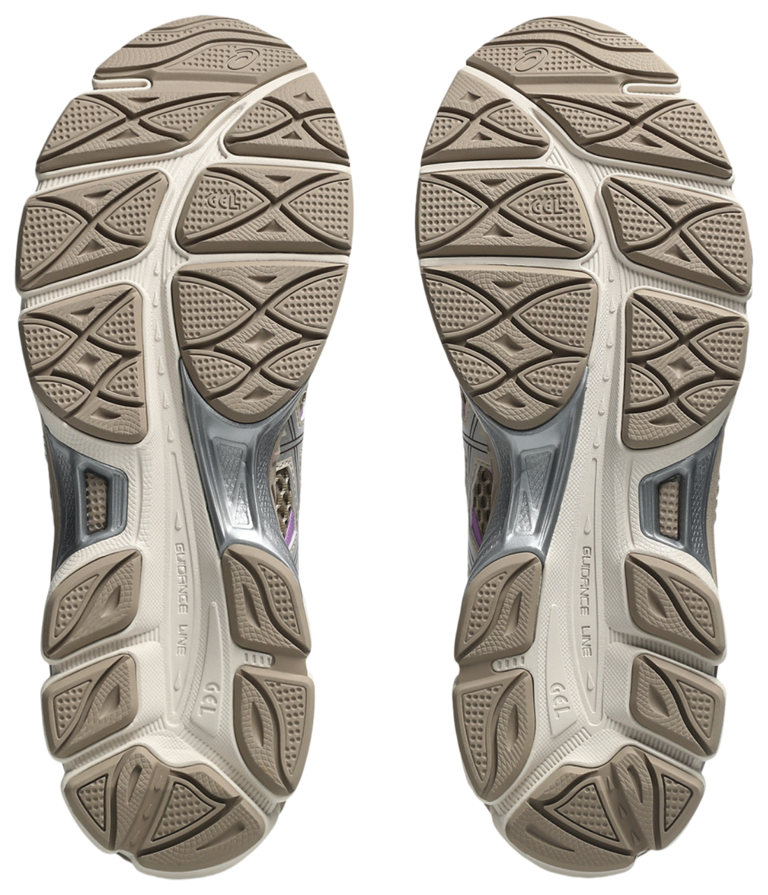 ASICS® GEL-Cumulus 16  Image 5 of 5. Tap to open photo gallery.
