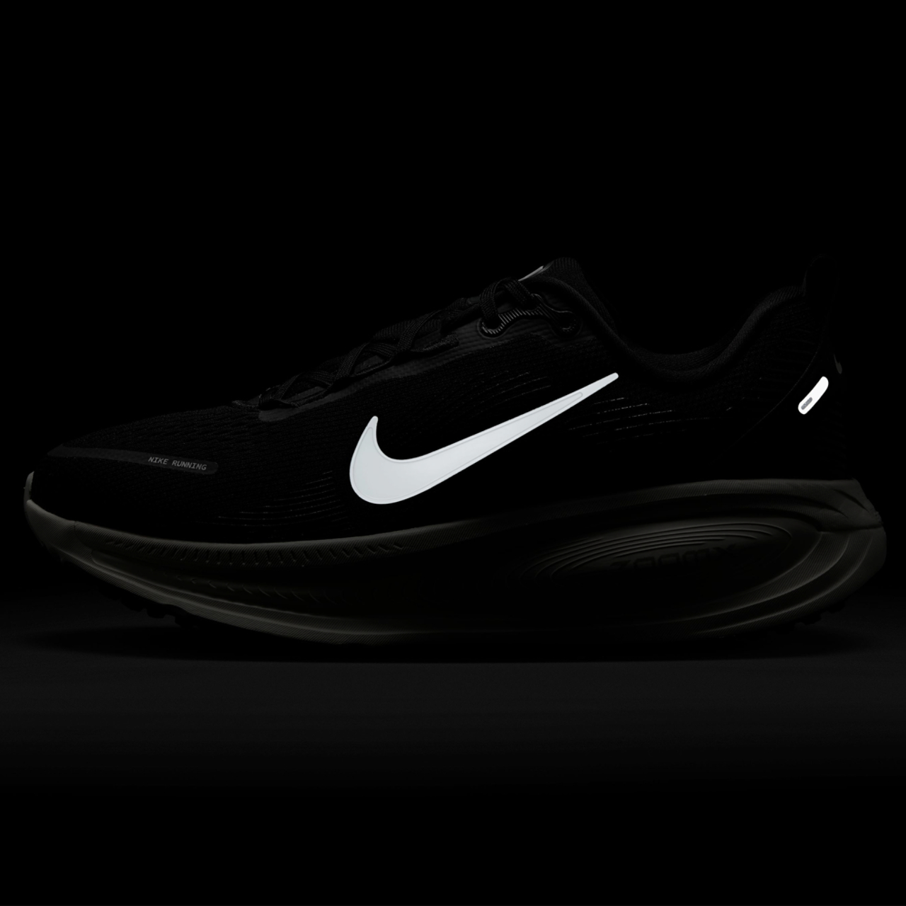 Nike Vomero 18  Image 7 of 7. Tap to open photo gallery.