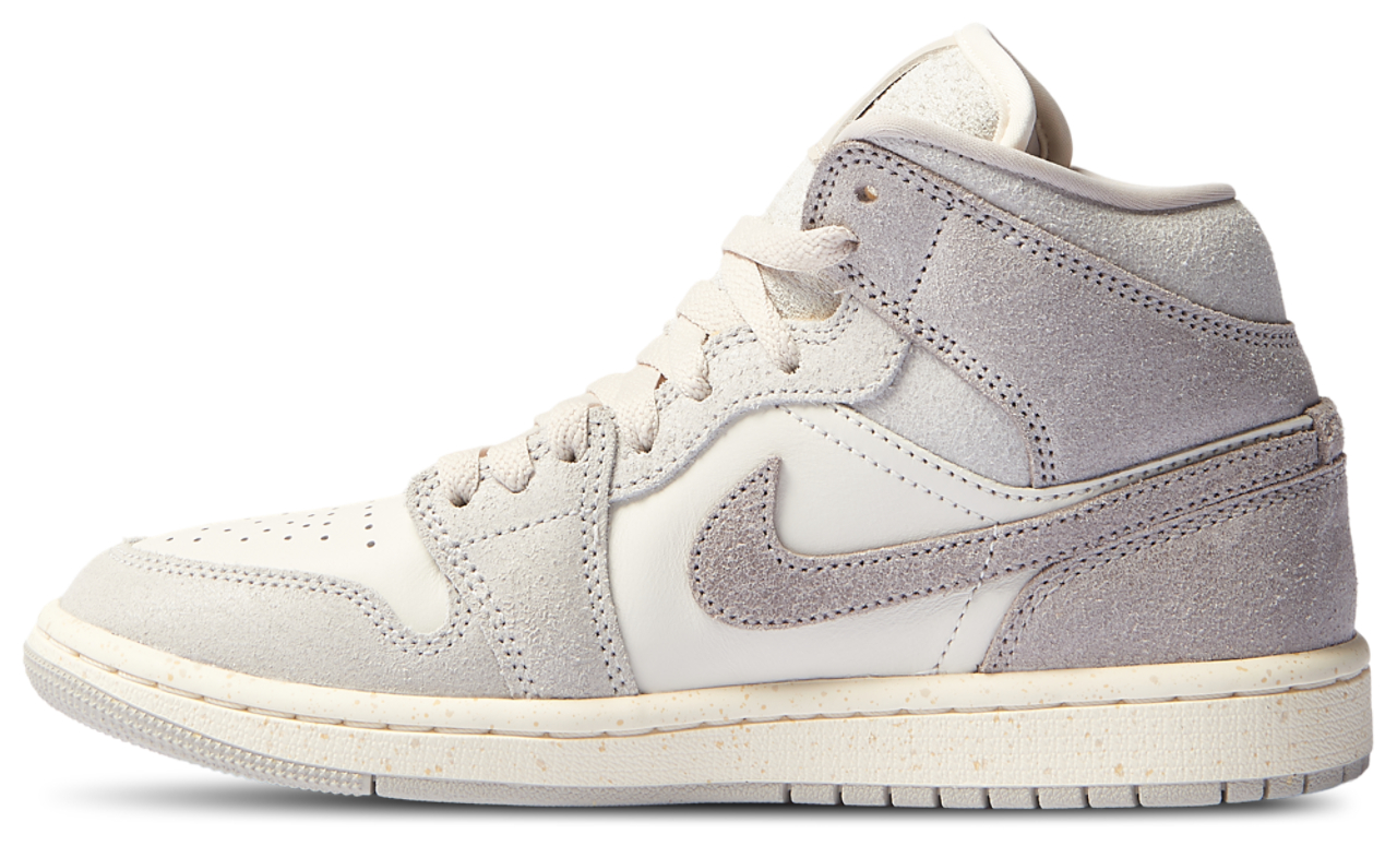 Jordan AJ 1 Mid SE - Women's | Foot Locker Canada