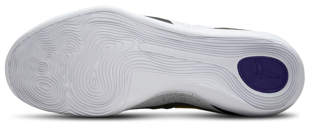 Nike KOBE IX EM Protro  Image 5 of 5. Tap to open photo gallery.