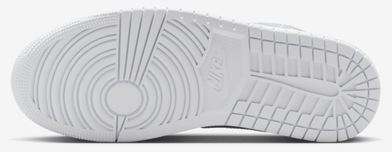 Jordan Air Jordan 1 Low SE Image 5 of 5. Tap to open photo gallery.