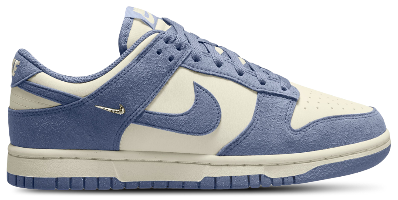 Nike Dunk Low  Image 1 of 4. Tap to open photo gallery.