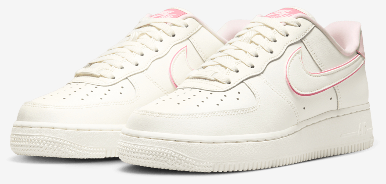 Nike Air Force 1 Low '07 Image 6 of 8. Tap to open photo gallery.
