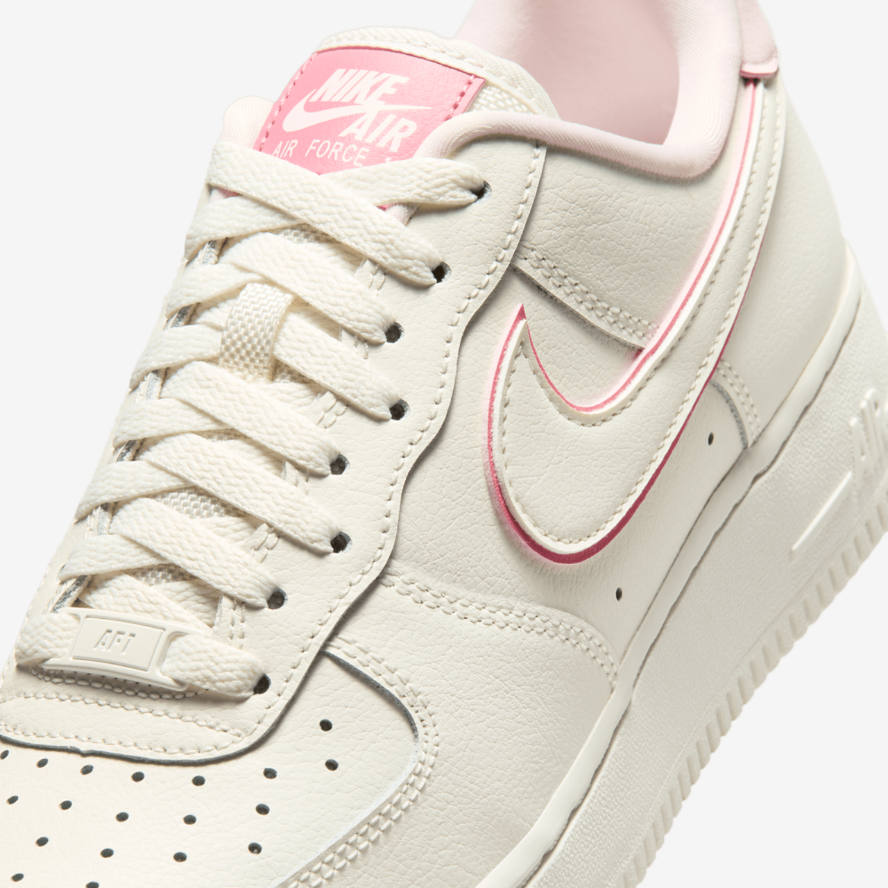 Nike Air Force 1 Low '07 Image 7 of 8. Tap to open photo gallery.