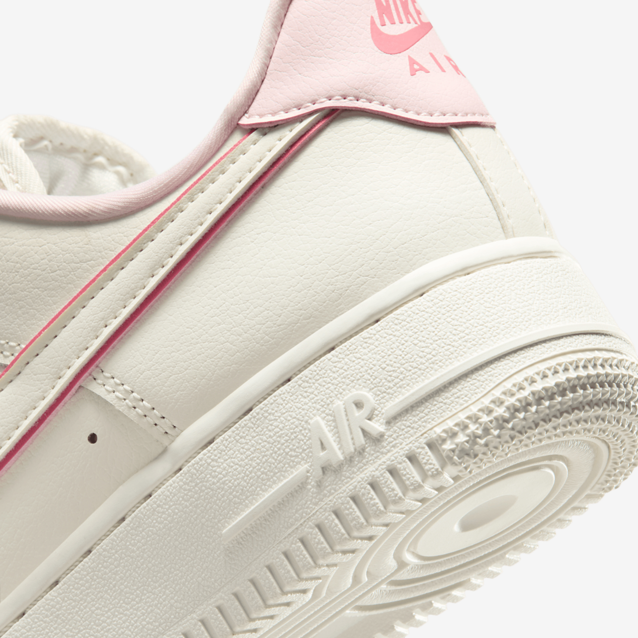 Nike Air Force 1 Low '07 Image 8 of 8. Tap to open photo gallery.