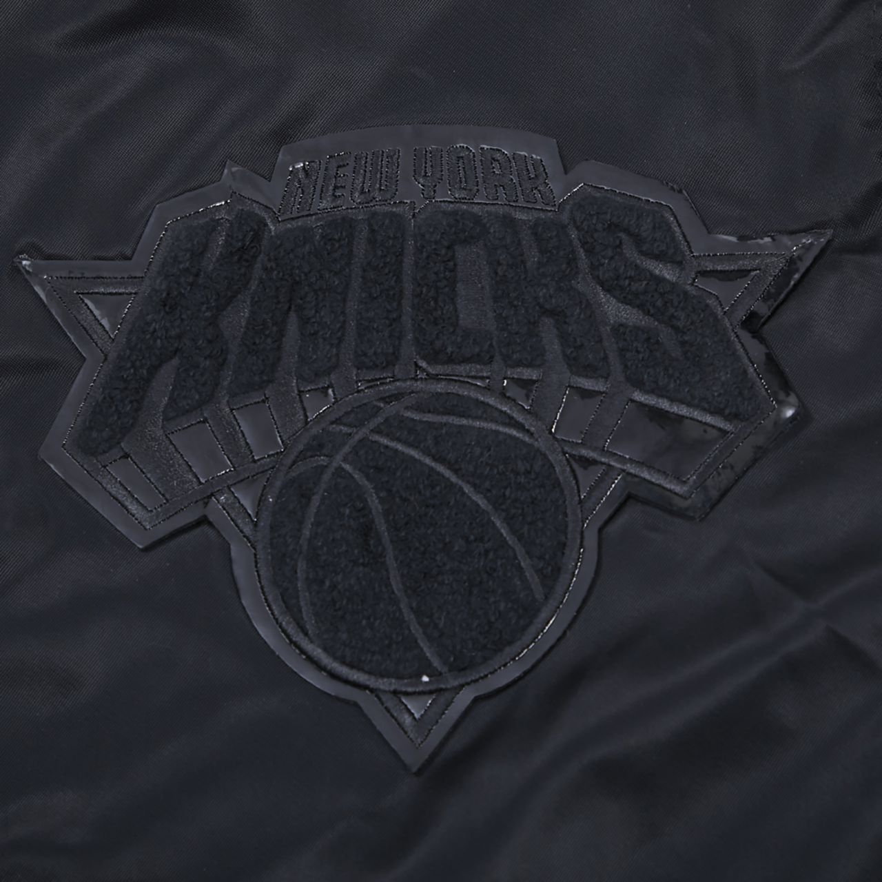 Pro Standard NEW YORK KNICKS SATIN JACKET Image 6 of 8. Tap to open photo gallery.