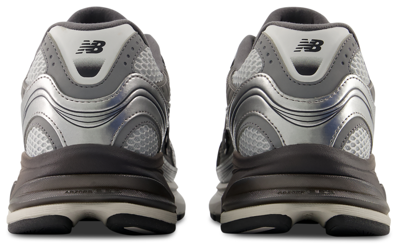 New Balance 2010  Image 3 of 10. Tap to open photo gallery.