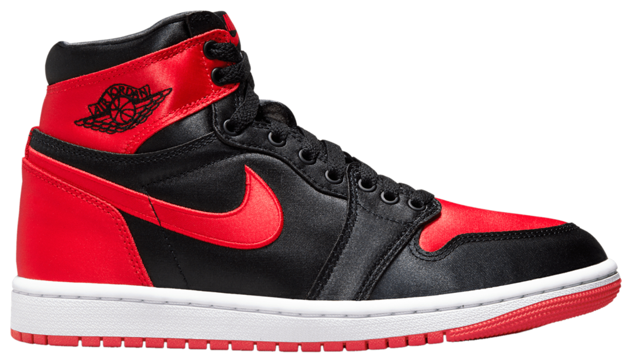 Jordan Retro 1 High OG  Image 1 of 6. Tap to open photo gallery.