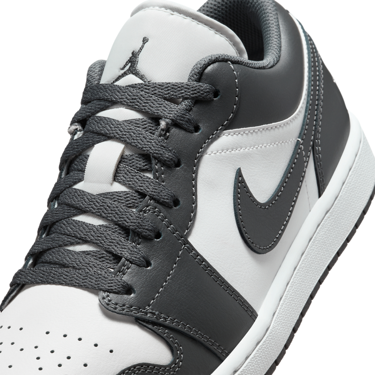 Jordan AJ 1 Low Image 7 of 9. Tap to open photo gallery.