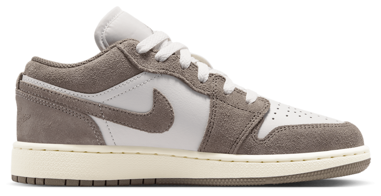 Jordan AJ 1 Low Image 1 of 5. Tap to open photo gallery.