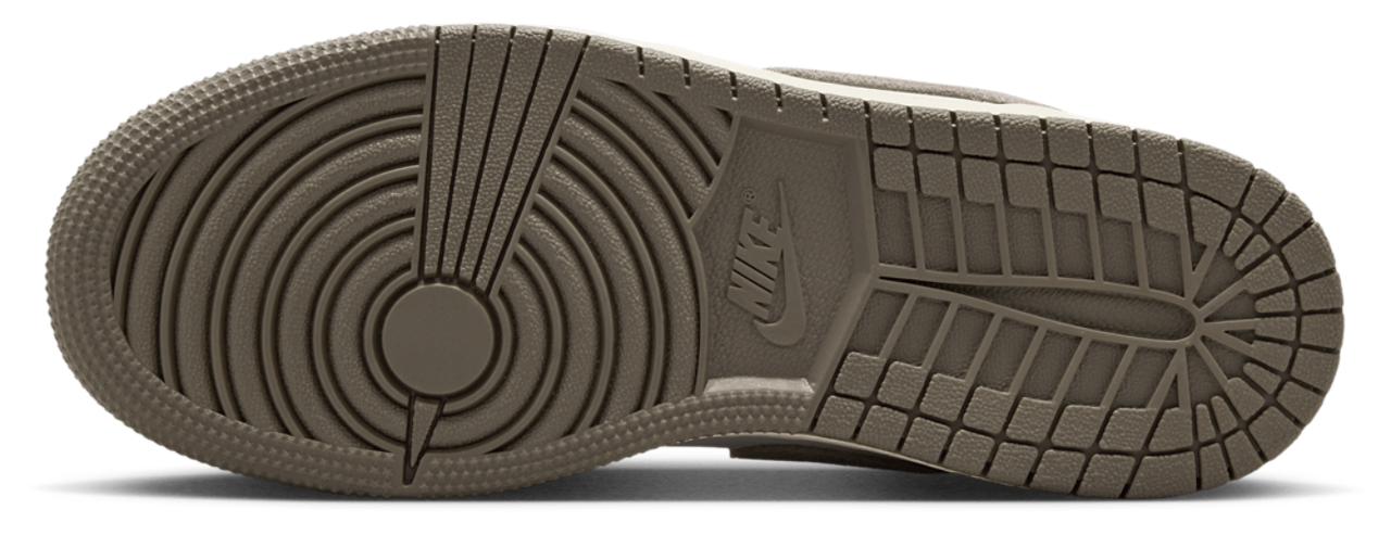 Jordan AJ 1 Low Image 5 of 5. Tap to open photo gallery.