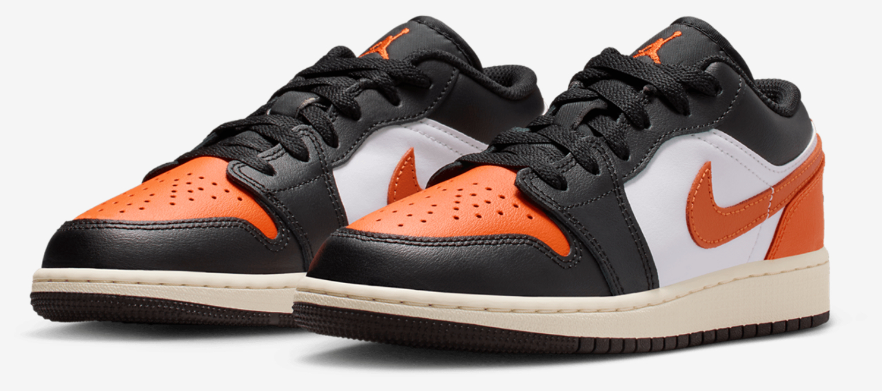 Jordan AJ 1 Low Image 6 of 8. Tap to open photo gallery.