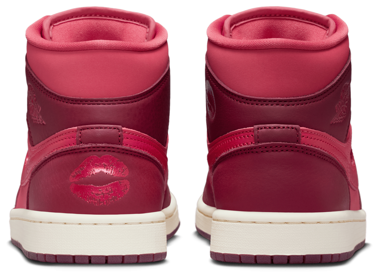 Jordan AJ 1 Mid SE Image 3 of 10. Tap to open photo gallery.