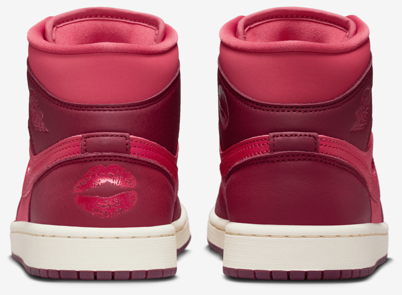 Jordan AJ 1 Mid SE Image 3 of 10. Tap to open photo gallery.
