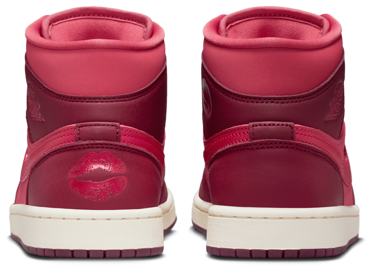 Jordan AJ 1 Mid SE Image 3 of 10. Tap to open photo gallery.