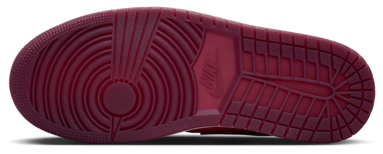 Jordan AJ 1 Mid SE Image 5 of 10. Tap to open photo gallery.