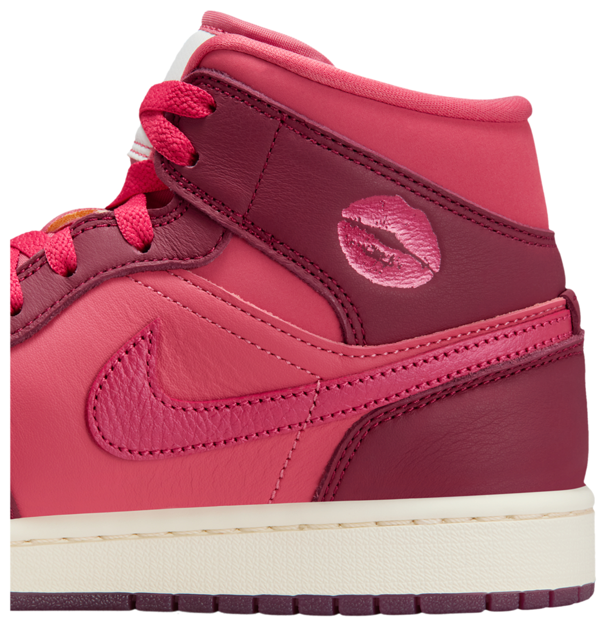 Jordan AJ 1 Mid SE Image 10 of 10. Tap to open photo gallery.