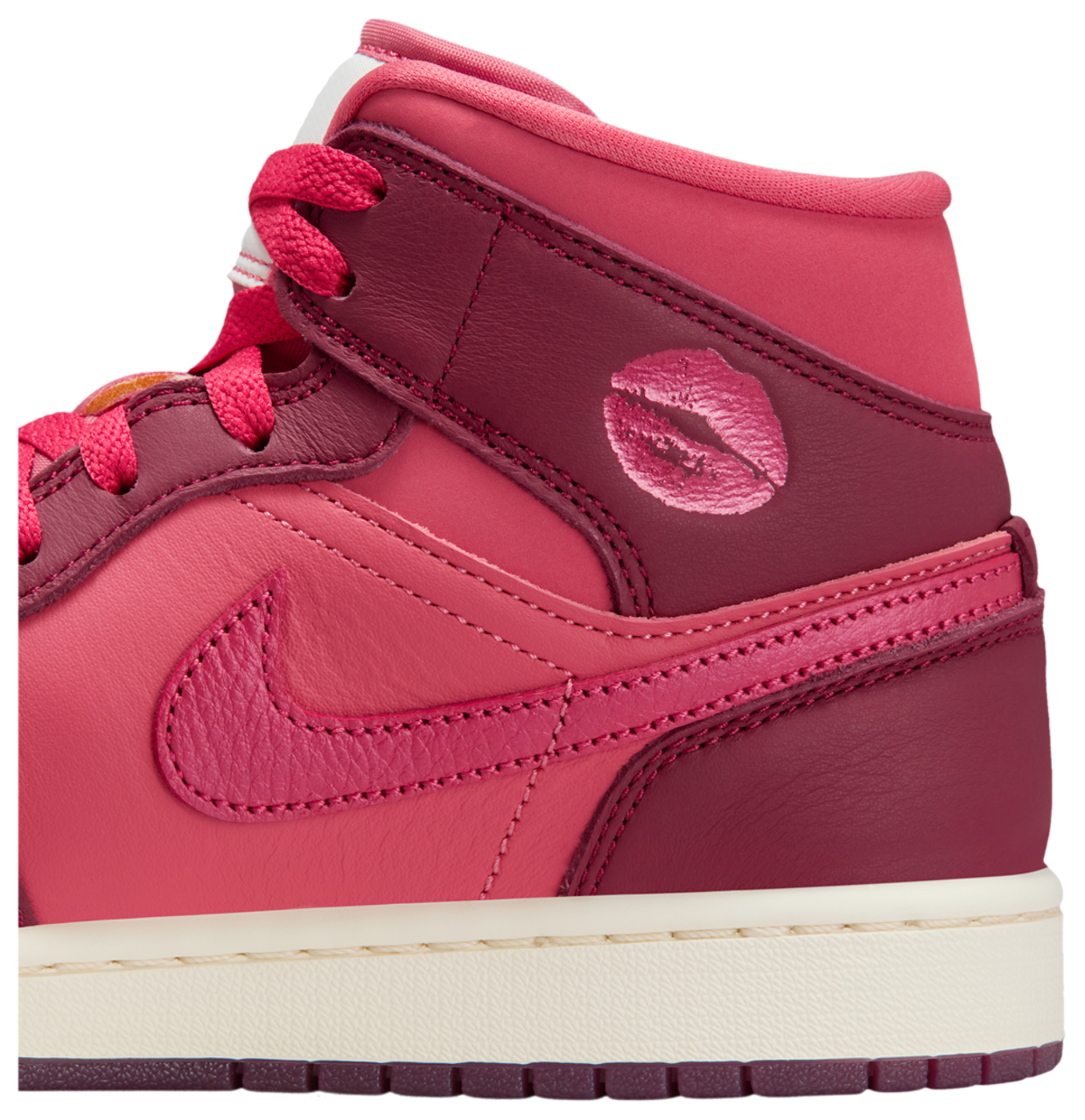 Jordan AJ 1 Mid SE Image 10 of 10. Tap to open photo gallery.