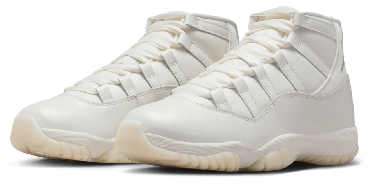 Jordan Air Jordan Retro 11  Image 7 of 10. Tap to open photo gallery.