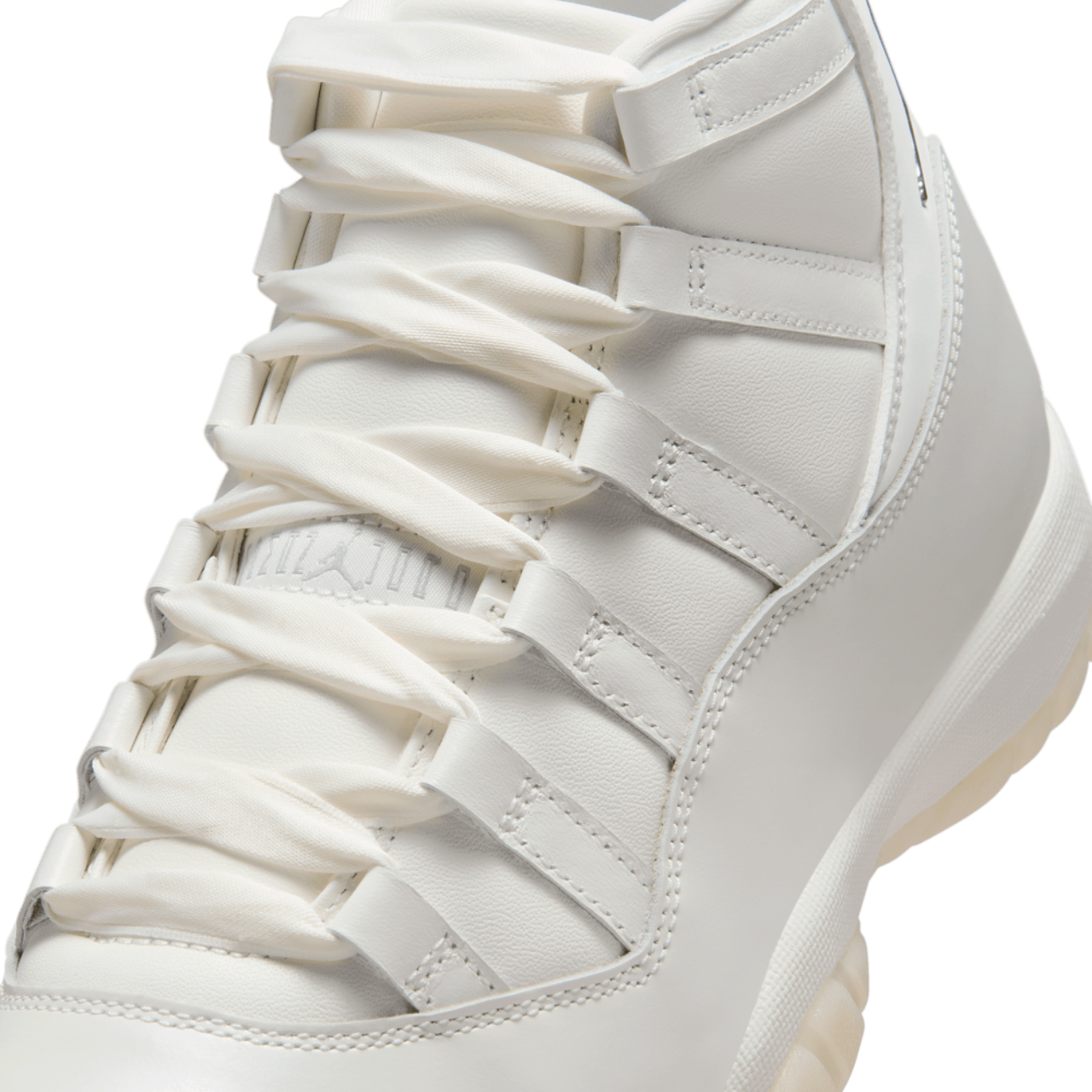 Jordan Air Jordan Retro 11  Image 8 of 10. Tap to open photo gallery.