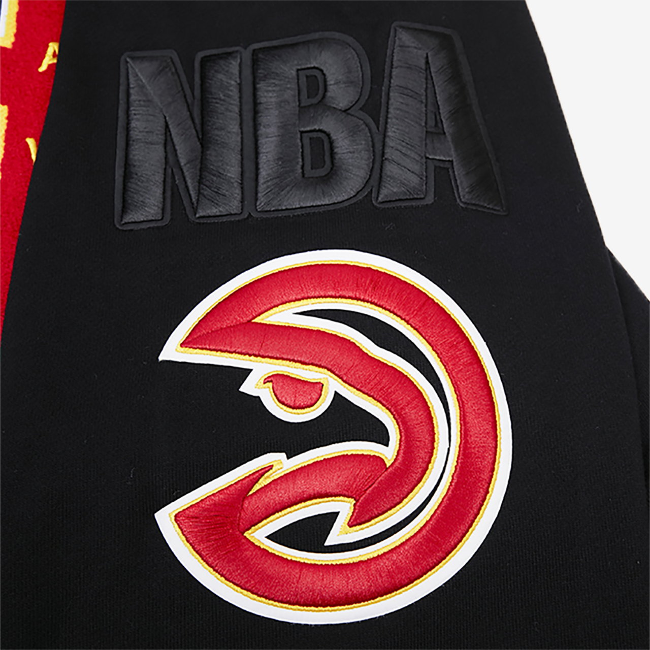 Pro Standard HAWKS MASH UP RIB FLC PO HOODIE Image 7 of 8. Tap to open photo gallery.