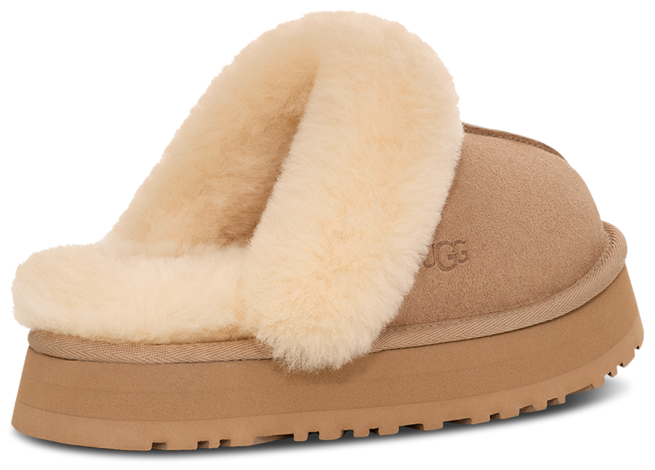 UGG Disquette  Image 3 of 5. Tap to open photo gallery.