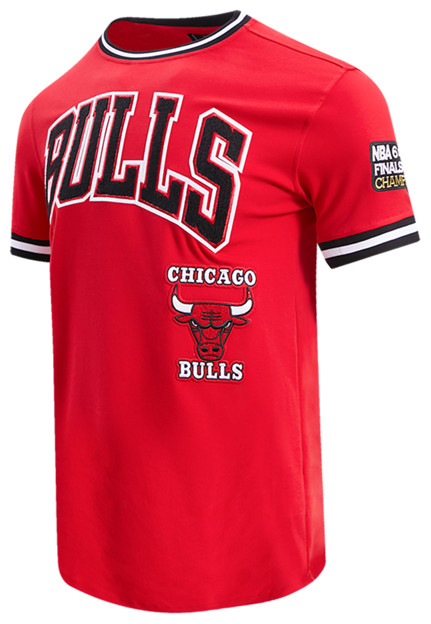 Pro Standard BULLS RETRO CLASSIC DK TEE Image 3 of 8. Tap to open photo gallery.