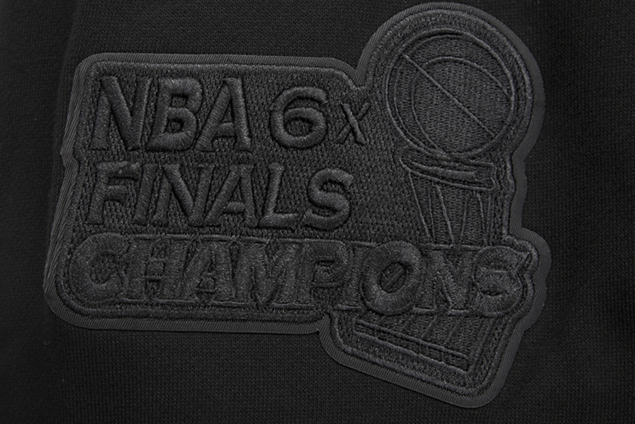 Pro Standard CHICAGO BULLS SWEATSHIRT Image 6 of 7. Tap to open photo gallery.