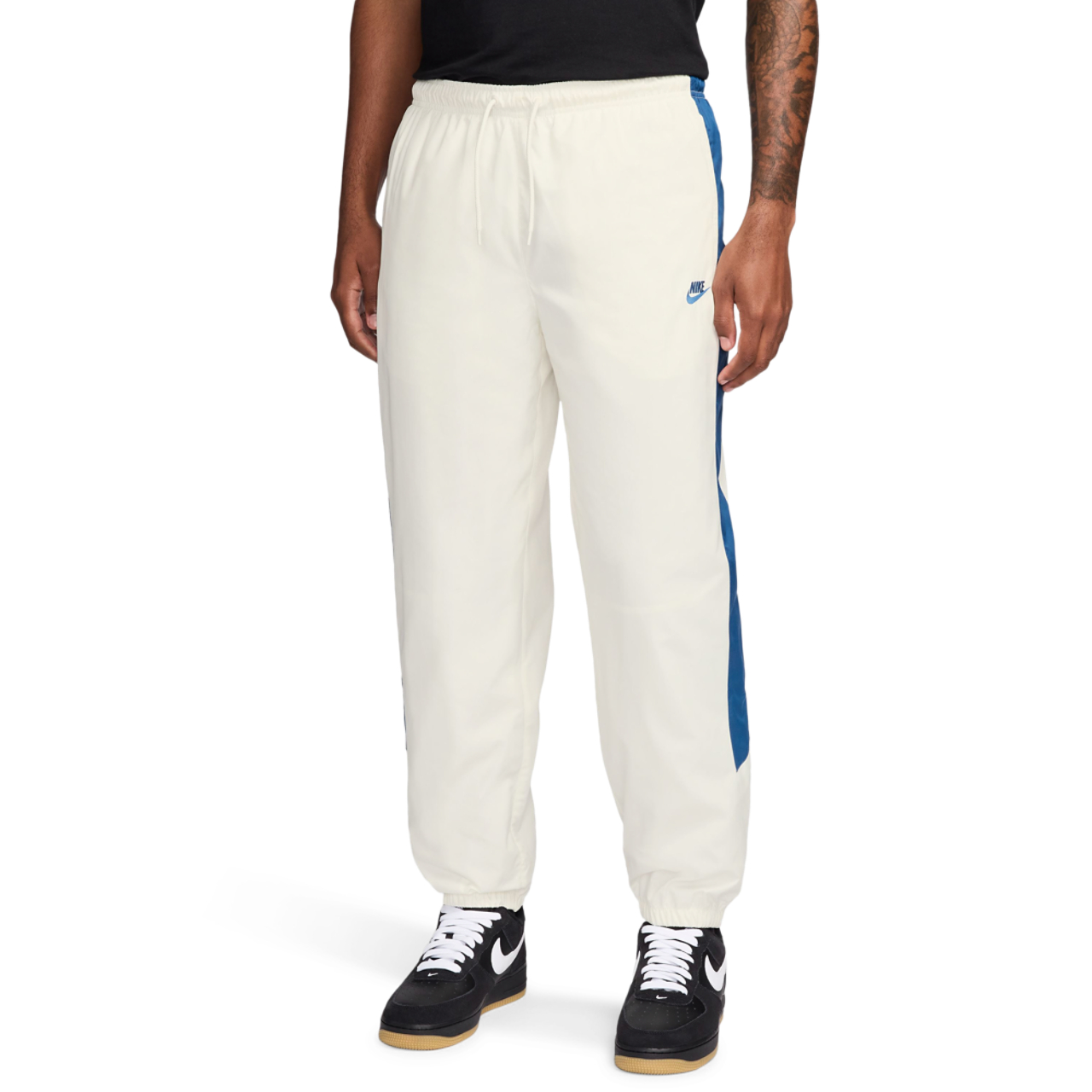 Nike Pantalon NSW Windrunner Image 1 de 3. Appuyez pour ouvrir la galerie de photos.