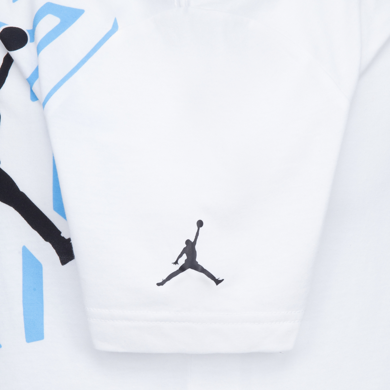 Jordan AJ 9 1994 Globe T-Shirt Image 4 of 4. Tap to open photo gallery.