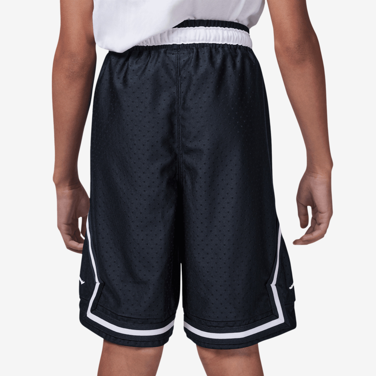 Jordan Sport Diamond Shorts Image 2 of 8. Tap to open photo gallery.