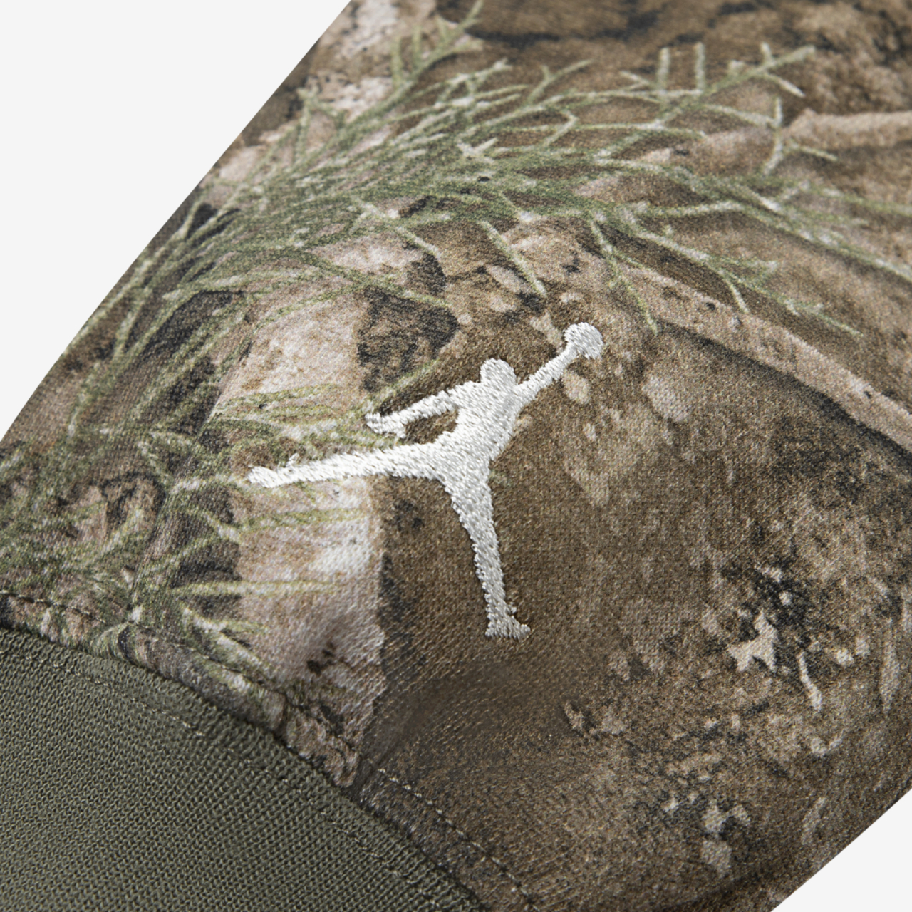 Jordan MVP Fleece RLT Pullover Hoodie Image 11 of 11. Tap to open photo gallery.