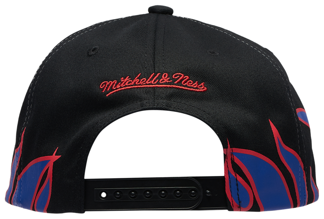 Mitchell & Ness Rangers Hot Head Pro Pinch Cap Image 4 of 5. Tap to open photo gallery.