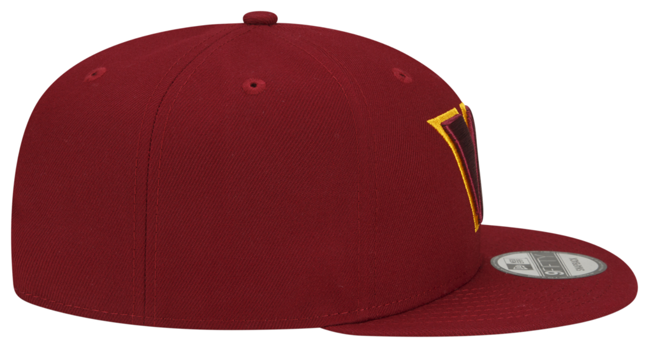 New Era Commanders 950 Image 5 of 8. Tap to open photo gallery.