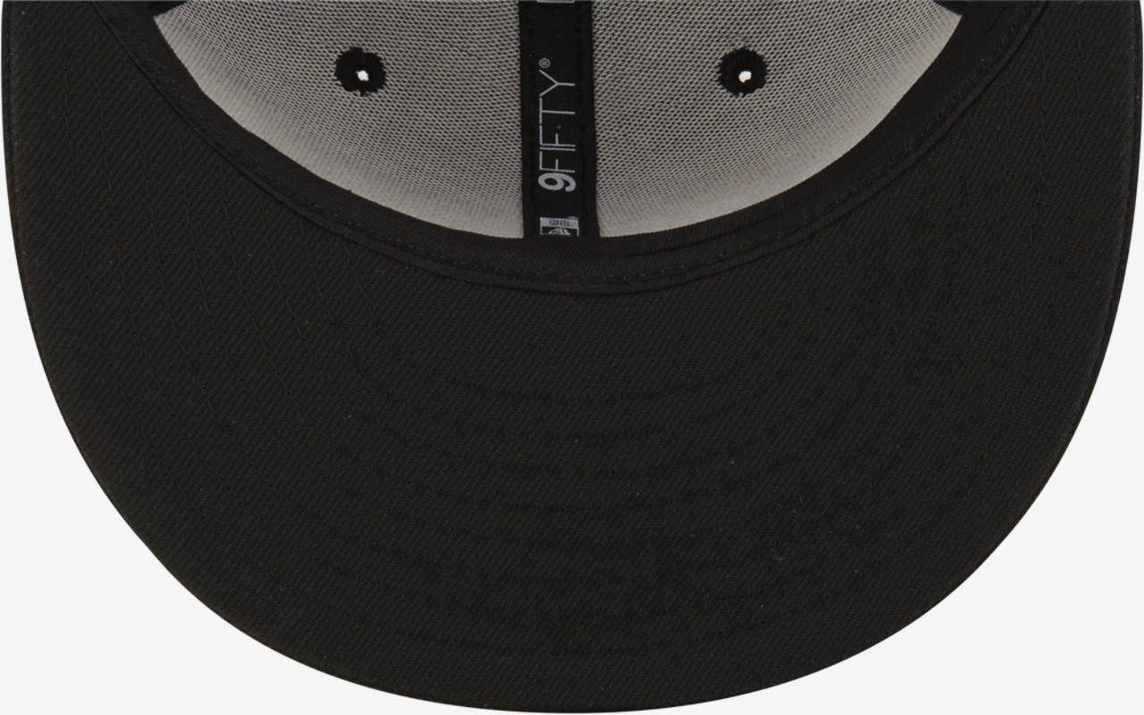 New Era Celtics 9FIFTY Snapback Image 7 of 7. Tap to open photo gallery.