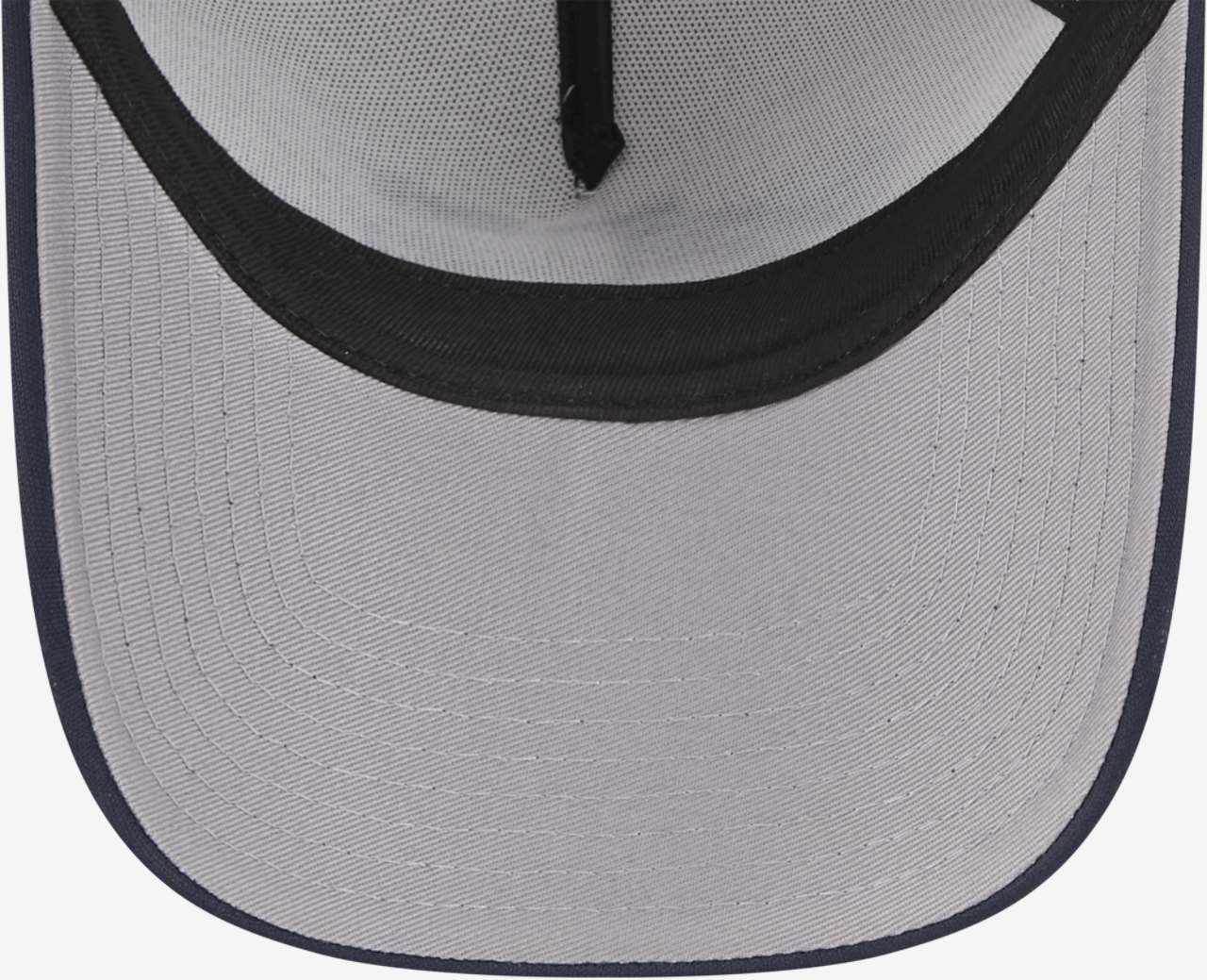 New Era Yankees State Flower Cap Image 7 of 7. Tap to open photo gallery.