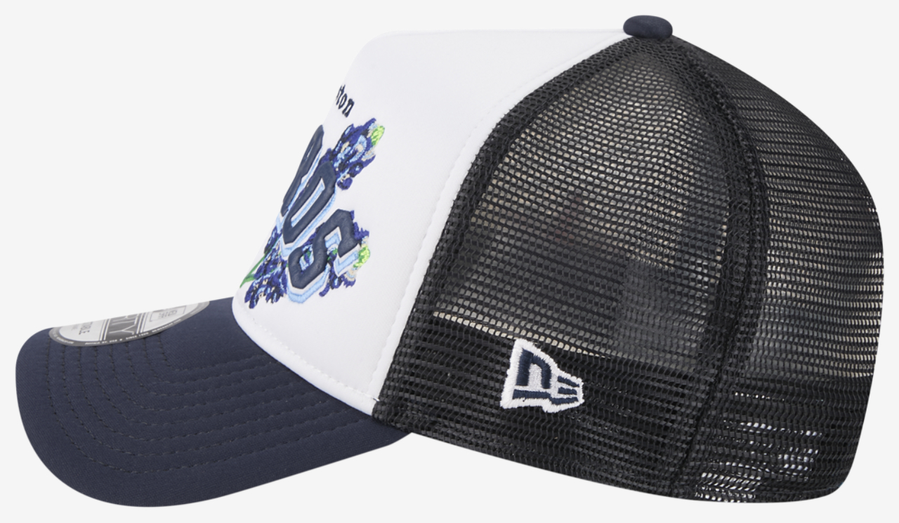 New Era Astros State Flower Cap Image 6 of 7. Tap to open photo gallery.