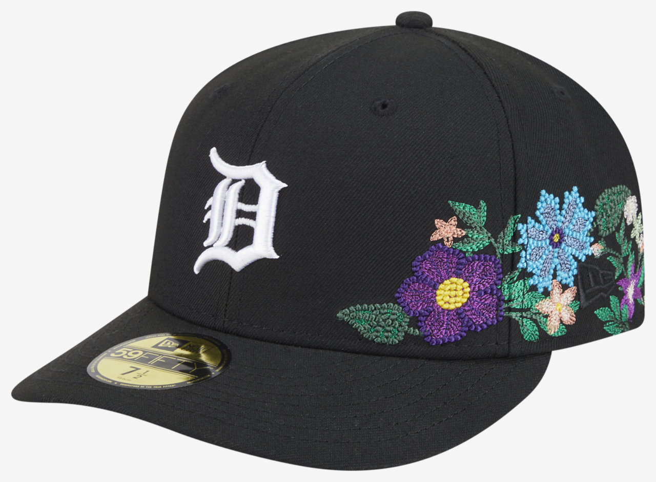 New Era Tigers Tonal Florals Cap Image 1 of 7. Tap to open photo gallery.
