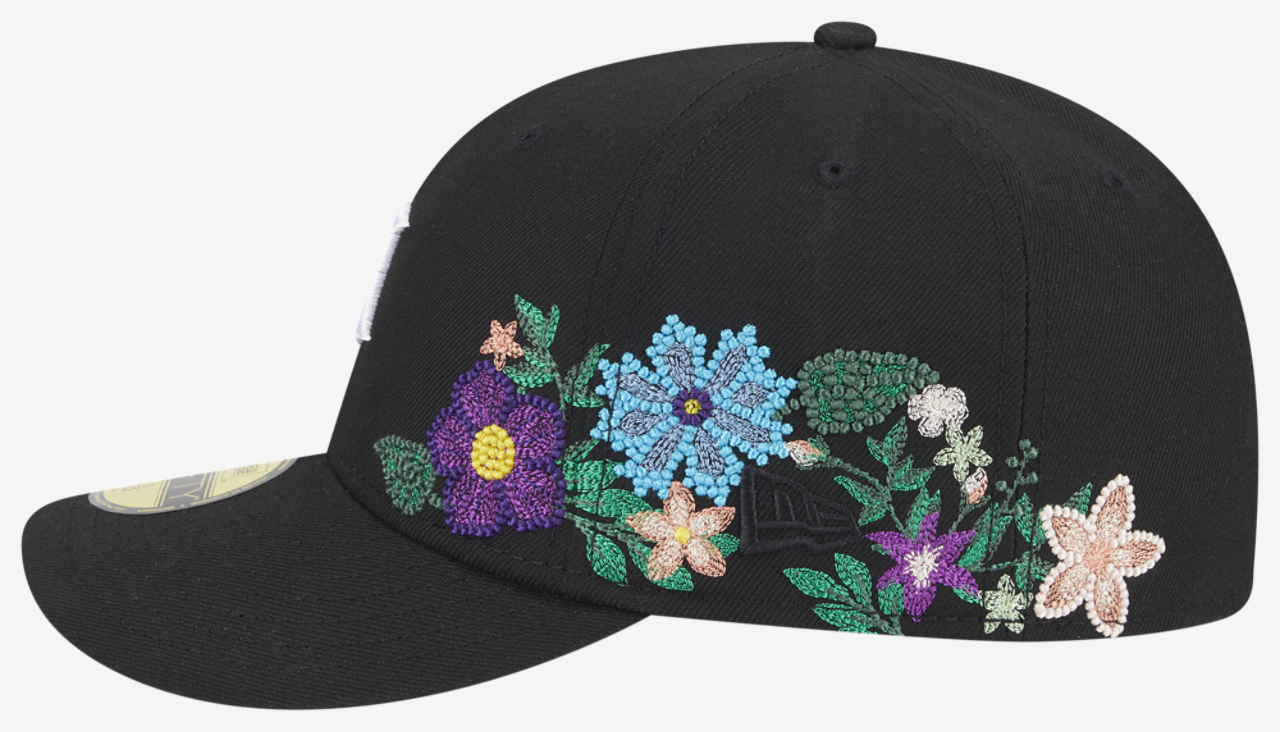New Era Tigers Tonal Florals Cap Image 6 of 7. Tap to open photo gallery.
