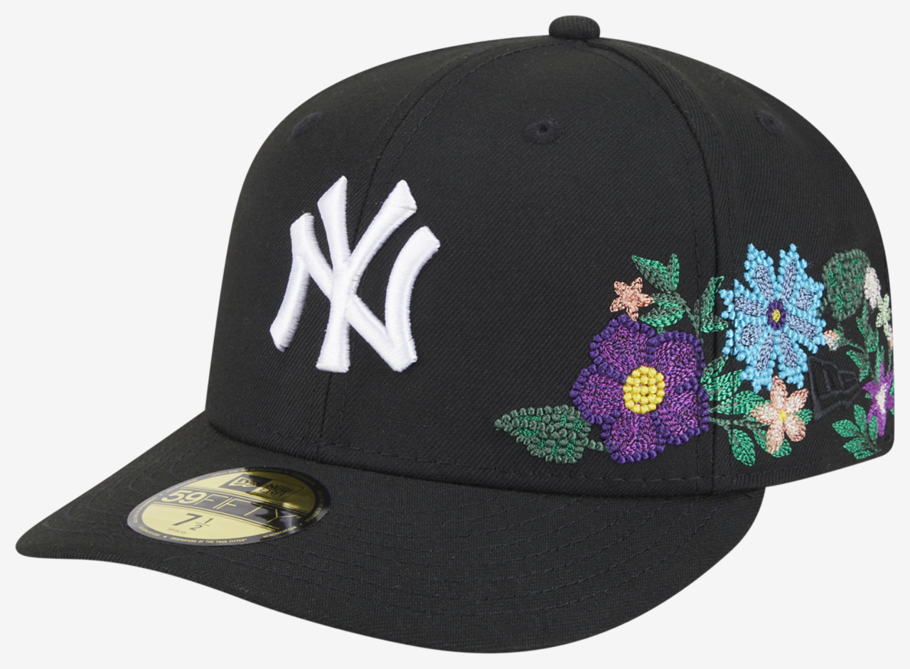 New Era Yankees Tonal Florals Cap Image 1 of 7. Tap to open photo gallery.