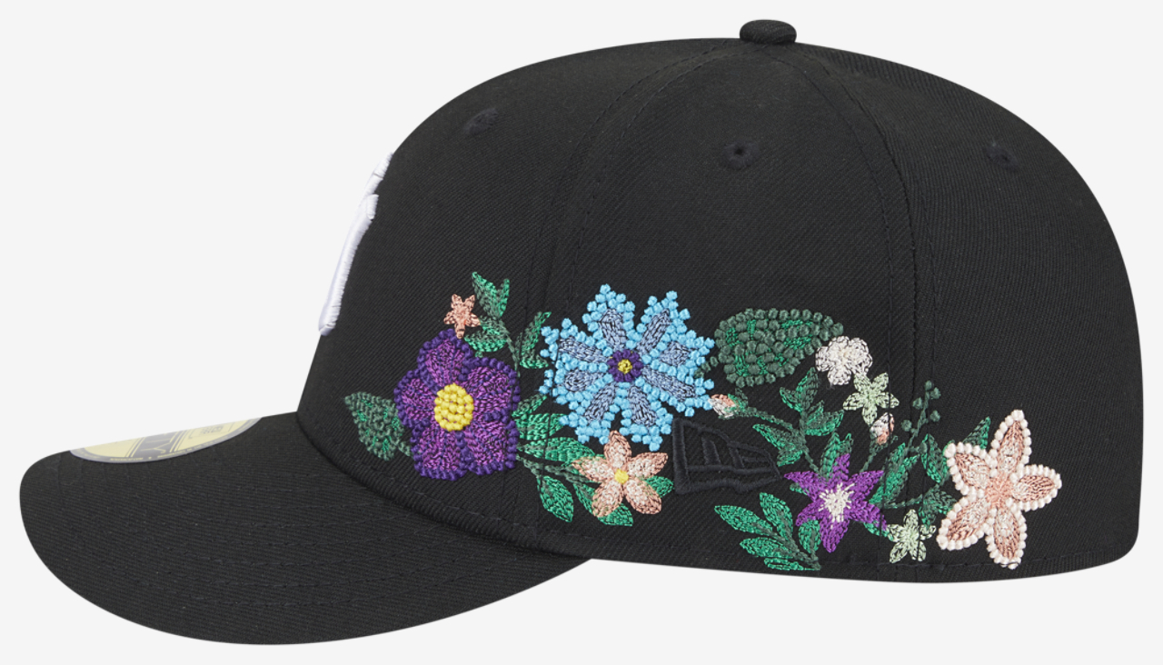 New Era Yankees Tonal Florals Cap Image 6 of 7. Tap to open photo gallery.