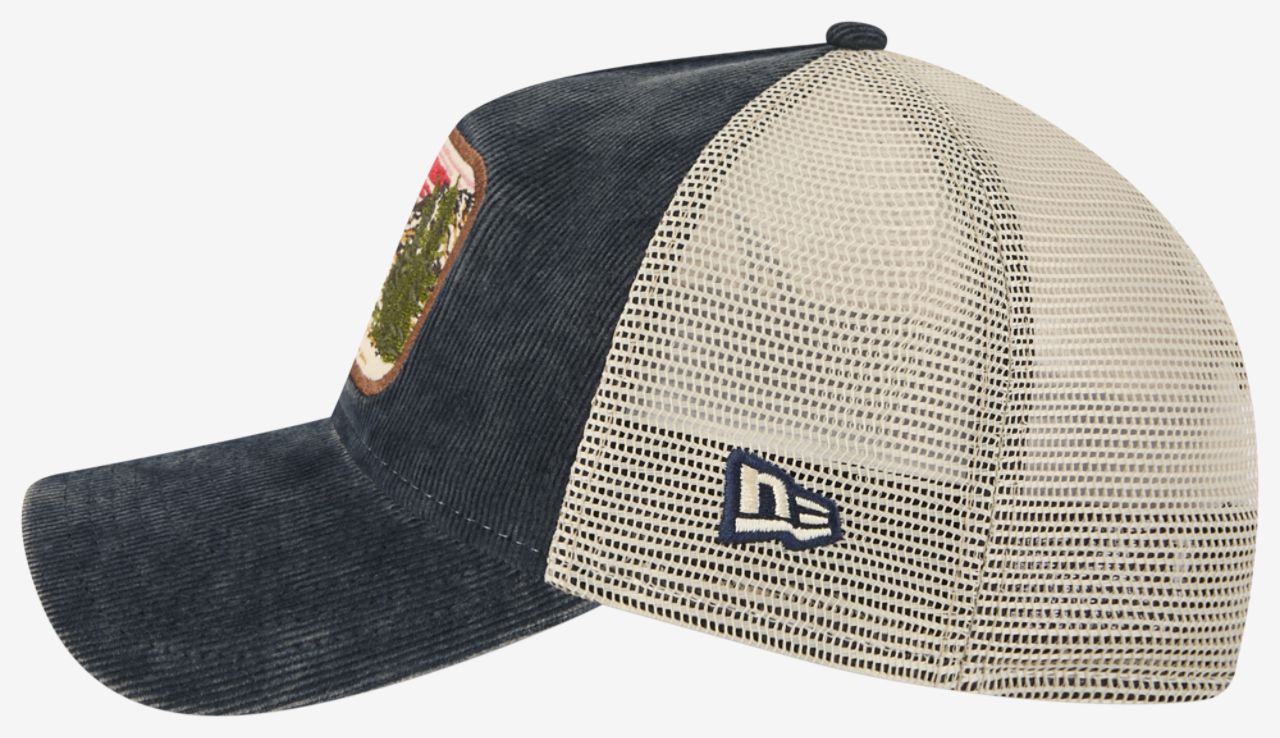 New Era Braves Vintage Landscape Cap Image 6 of 7. Tap to open photo gallery.