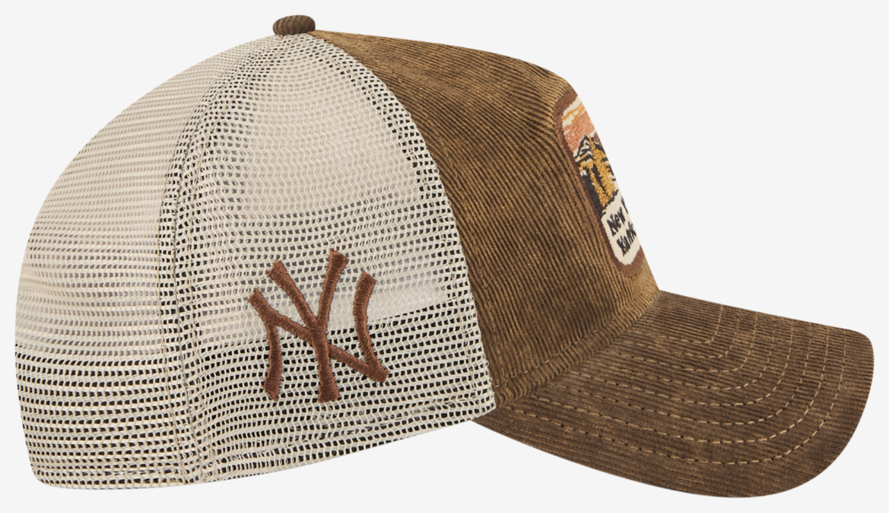 New Era Yankees Vintage Landscape Cap Image 4 of 7. Tap to open photo gallery.
