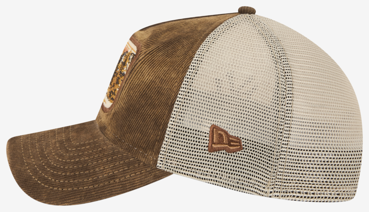 New Era Yankees Vintage Landscape Cap Image 6 of 7. Tap to open photo gallery.