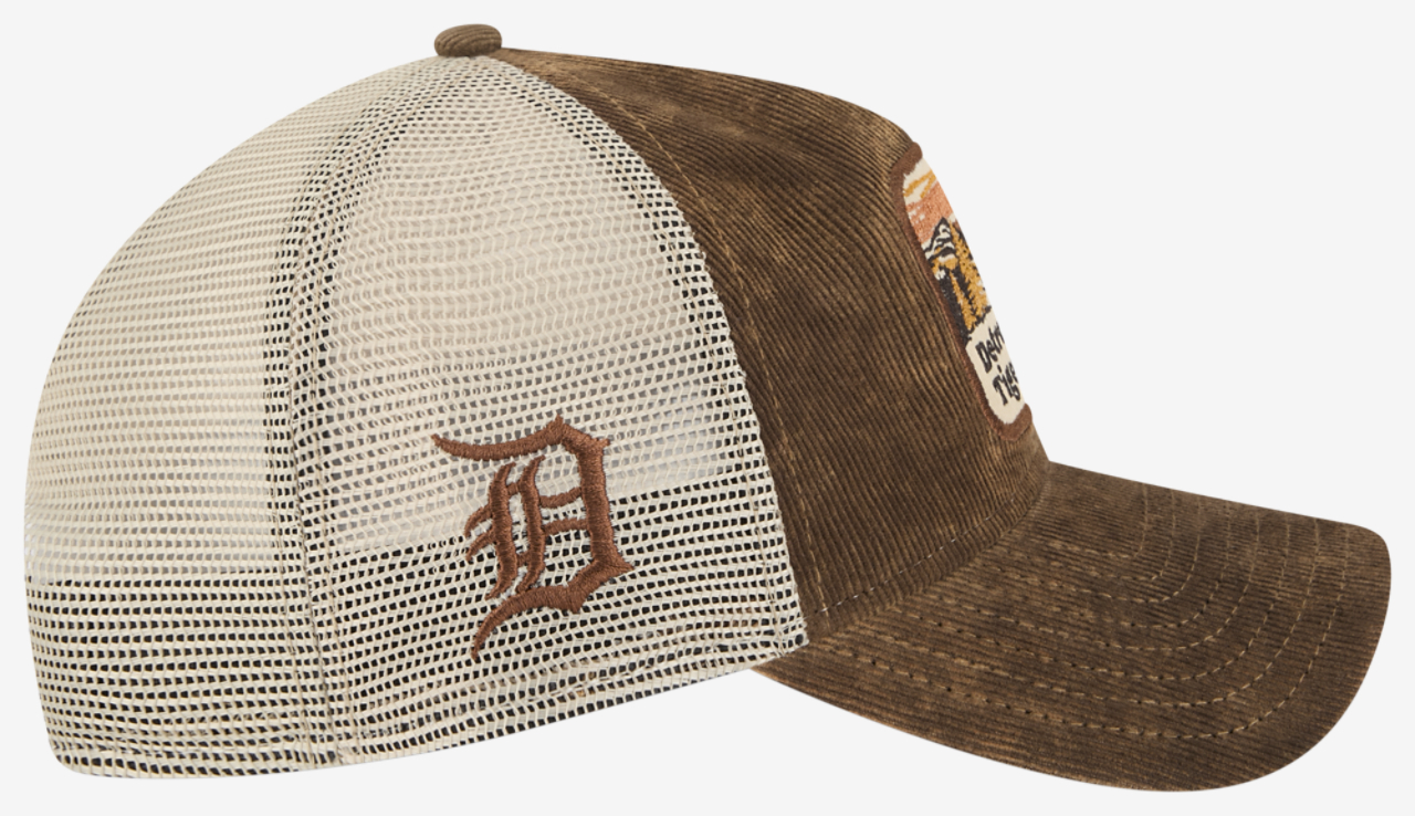 New Era Tigers Vintage Landscape Cap Image 4 of 7. Tap to open photo gallery.