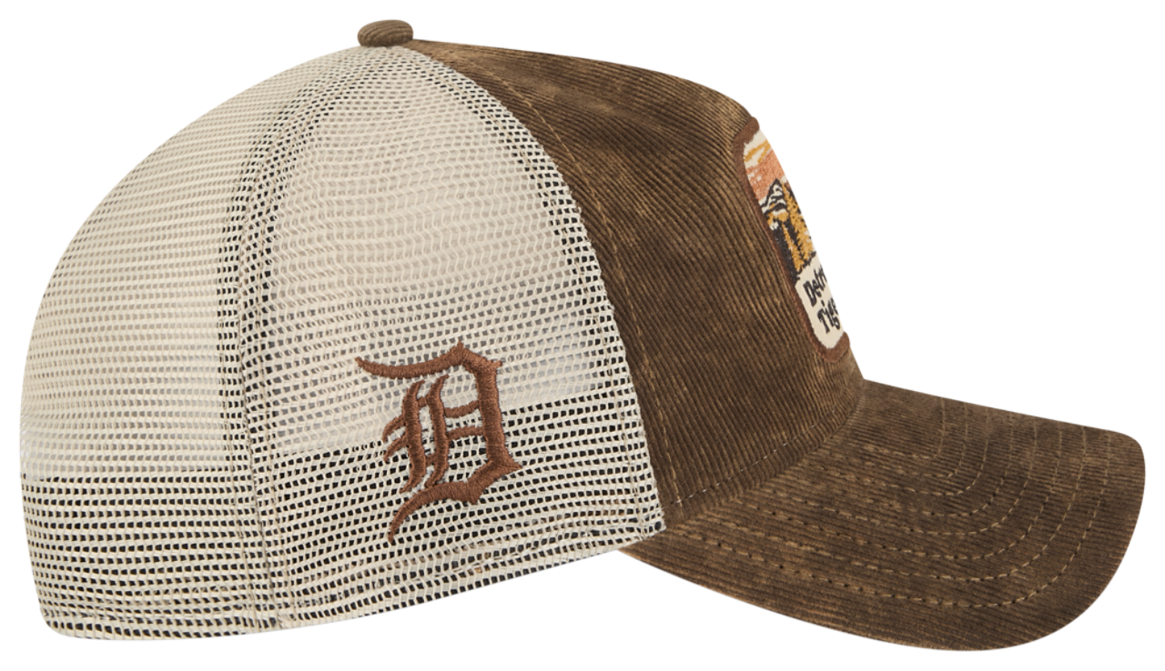 New Era Tigers Vintage Landscape Cap Image 4 of 7. Tap to open photo gallery.