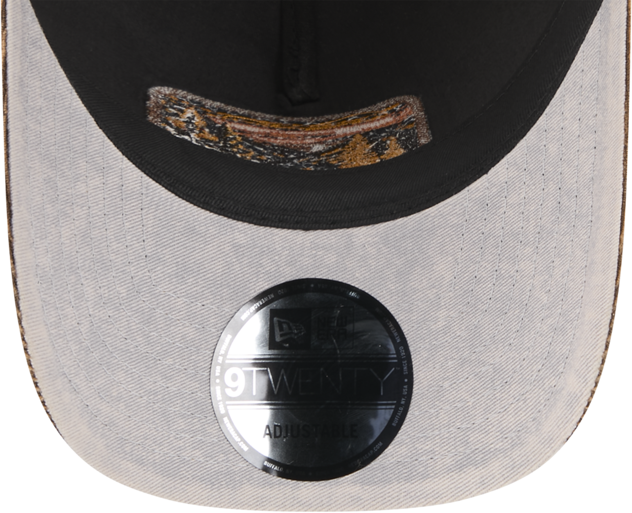 New Era Tigers Vintage Landscape Cap Image 7 of 7. Tap to open photo gallery.